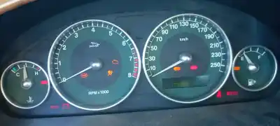 Здавання транспортного засобу jaguar x-type 2.5 v6 року 2002 потужний xb