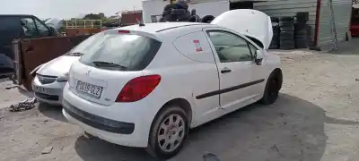 Sloopvoertuig peugeot                                            207                                                                                                                                                                                                                                                        sport                                                                                                                                                                                                                                                      van het jaar 2006 aangedreven 8hzdv4td