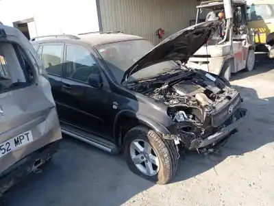 Verschrottungsfahrzeug TOYOTA RAV 4 (A2) 2.0 D-4D Executive 4X4 (2003->) des Jahres 2005 angetrieben 1CDFTV