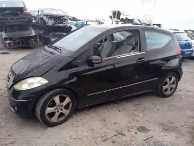 Утилизация автомобиля MERCEDES-BENZ CLASE A (W169) A 160 CDI (169.006) года 2005 питание 640942