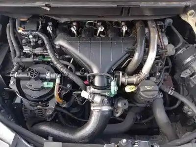 Здавання транспортного засобу ford focus cmax monovolumen fase 1 року 2005 потужний g6da