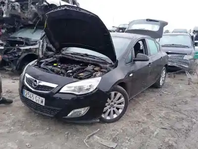 Veículo de Sucata OPEL ASTRA J LIM. BERLINA FASE 1 do ano 2010 alimentado A17DTJ