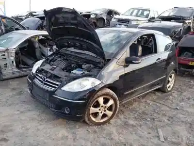 Утилизация автомобиля MERCEDES-BENZ CLASE A (W169) 2.0CDI 110 [180] года 2004 питание 640940