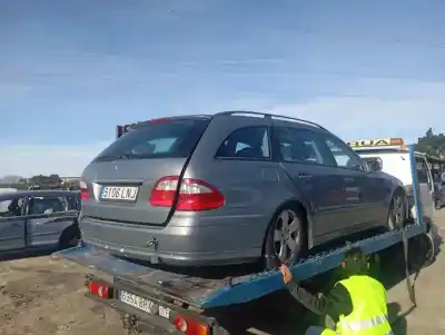 Здавання транспортного засобу MERCEDES CLASE E (W211) FAMILIAR  року 2003 потужний 648961