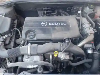 Veículo de Sucata opel astra j lim. berlina fase 1 do ano 2011 alimentado a17dtj