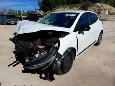 Здавання транспортного засобу renault clio v (b7_) 1.5 blue dci 100 (b7ad) року 2023 потужний k9k