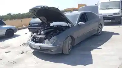 Scrapping Vehicle MERCEDES CLASE E (W211) BERLINA  of the year 2004 powered 647961