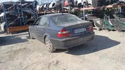 Sloopvoertuig BMW SERIE 3 BERLINA (E46)  van het jaar 2003 aangedreven 204D4