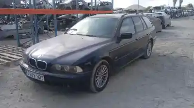 Здавання транспортного засобу BMW SERIE 5 TOURING (E39)  року 2001 потужний 306D1
