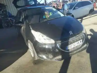 Veículo de Sucata PEUGEOT 208 1.6 16V HDi FAP do ano 2010 alimentado 9HP