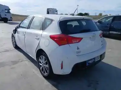 Scrapping Vehicle toyota auris (_e18_) 1.6 (zre181_. zre185_) of the year 2015 powered 1zrfae