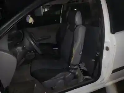 Veicolo di demolizione fiat punto (176_) 1.7 d dell'anno 1995 alimentato 176 a5.000