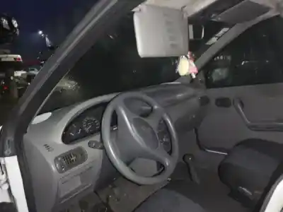 Veicolo di demolizione fiat punto (176_) 1.7 d dell'anno 1995 alimentato 176 a5.000