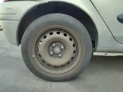 Здавання транспортного засобу renault clio ii fase i (b/cb0) (1998->) 1.9 d (b/cb0e) року 2000 потужний f8q 630