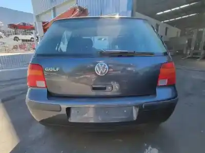 Veículo de Sucata volkswagen golf iv (1j1) 1.4 16v do ano 2001 alimentado 