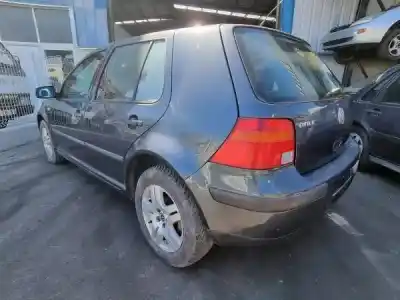 Veículo de Sucata volkswagen golf iv (1j1) 1.4 16v do ano 2001 alimentado 