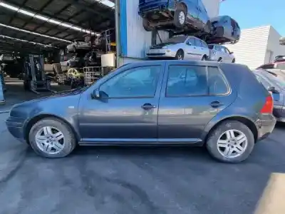 Veículo de Sucata volkswagen golf iv (1j1) 1.4 16v do ano 2001 alimentado 