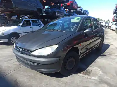 Veículo de Sucata PEUGEOT 206 (2A/C) 1.1 Gasolina 5P do ano 1998 alimentado HFZ (TU1JP)