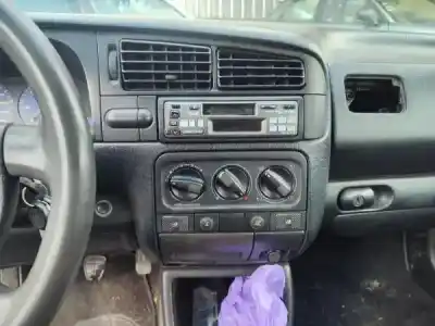 Veículo de Sucata volkswagen golf iii (1h1) 1.9 td gtd do ano 1996 alimentado aaz