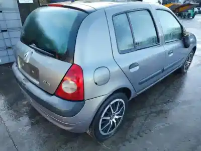Veículo de Sucata renault clio ii (bb_, cb_) 1.5 dci (b/cb07) do ano 2003 alimentado k9k 704