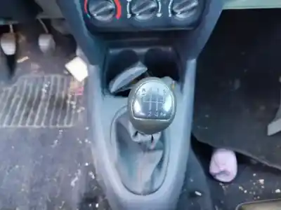 Veículo de Sucata renault clio ii (bb_, cb_) 1.5 dci (b/cb07) do ano 2003 alimentado k9k 704