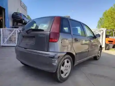 Здавання транспортного засобу fiat punto (176_) 55 1.1 року 1998 потужний 176