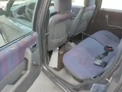 Здавання транспортного засобу fiat punto (176_) 55 1.1 року 1998 потужний 176