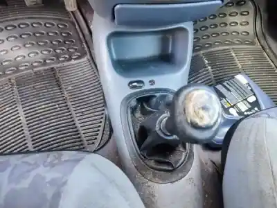 Scrapping Vehicle ford fiesta iv (ja_, jb_) 113 e/320 gasolina 3p of the year 1997 powered 