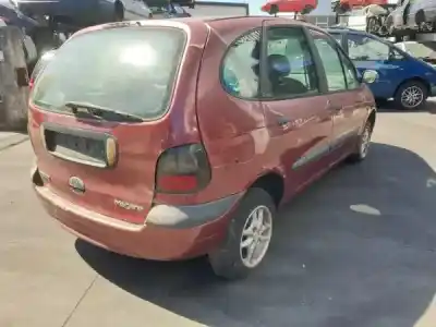Veicolo di demolizione renault megane scenic (ja0/1_) 1.4 i (ja0e) dell'anno 0 alimentato e7j 764