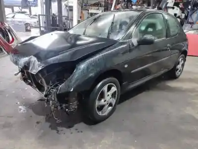 Veículo de Sucata PEUGEOT 206 (2A/C) 2.0 HDI 90 Gasóleo 5P do ano 2000 alimentado RHY (DW10TD)