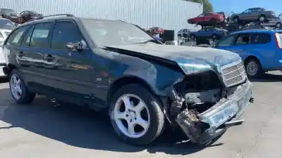 Здавання транспортного засобу MERCEDES-BENZ C-CLASS T-MODEL (S202) C 220 T D (202.182) року 0 потужний OM 604.910
