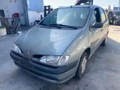 Veicolo di demolizione RENAULT MEGANE SCENIC (JA0/1_) 1.4 i (JA0E) dell'anno 0 alimentato E7J 764