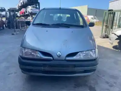 Sloopvoertuig renault megane scenic (ja0/1_) 1.4 i (ja0e) van het jaar 0 aangedreven e7j 764