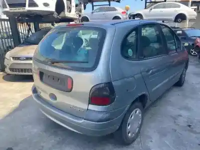 Sloopvoertuig renault megane scenic (ja0/1_) 1.4 i (ja0e) van het jaar 0 aangedreven e7j 764