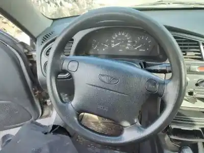 Veículo de Sucata daewoo lanos (klat) 1.3 do ano 2002 alimentado 