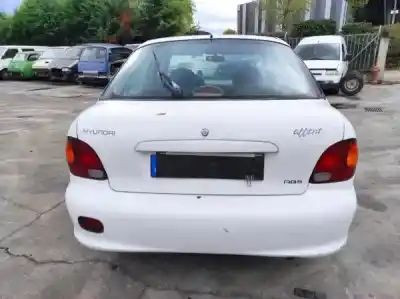 Veicolo di demolizione hyundai accent (x3) 1.3 12v cat dell'anno 1996 alimentato g4eh
