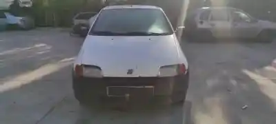 Veículo de Sucata fiat punto berl. (176) 1.7 turbodiesel do ano 1999 alimentado 176 b7.000