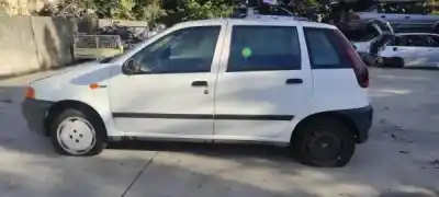 Veículo de Sucata fiat punto berl. (176) 1.7 turbodiesel do ano 1999 alimentado 176 b7.000