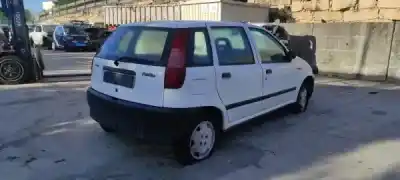 Veículo de Sucata fiat punto berl. (176) 1.7 turbodiesel do ano 1999 alimentado 176 b7.000