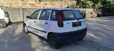 Veículo de Sucata fiat punto berl. (176) 1.7 turbodiesel do ano 1999 alimentado 176 b7.000
