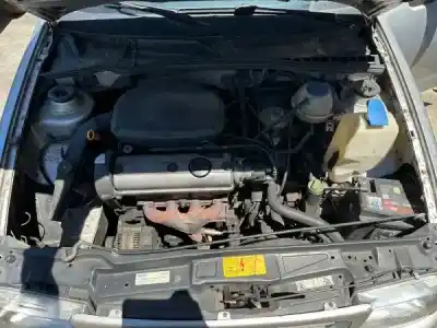 Veículo de Sucata seat ibiza ii (6k1) 1.0 i do ano 1996 alimentado 