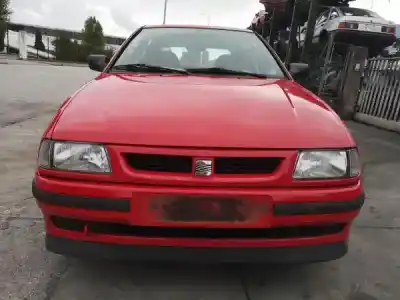 Veículo de Sucata seat ibiza ii (6k1) 1.0 do ano 0 alimentado aau