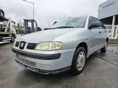 Veículo de Sucata SEAT IBIZA II (6K1) 1.0 I do ano 2000 alimentado 