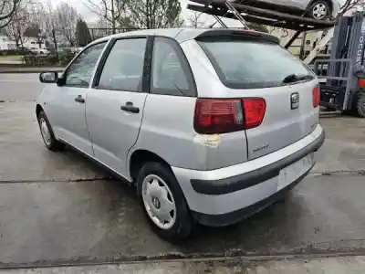 Veículo de Sucata seat ibiza ii (6k1) 1.0 i do ano 2000 alimentado 