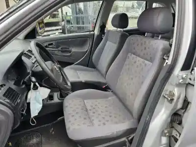 Veículo de Sucata seat ibiza ii (6k1) 1.0 i do ano 2000 alimentado 