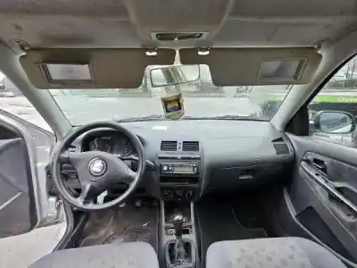 Veículo de Sucata seat ibiza ii (6k1) 1.0 i do ano 2000 alimentado 