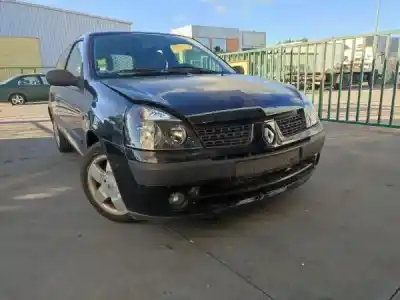 Veículo de Sucata renault clio ii caixa (sb0/1/2_) 1.5 dci do ano 2001 alimentado k9k 704