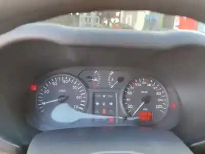 Veículo de Sucata renault clio ii caixa (sb0/1/2_) 1.5 dci do ano 2001 alimentado k9k 704