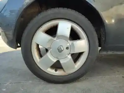 Veículo de Sucata renault clio ii caixa (sb0/1/2_) 1.5 dci do ano 2001 alimentado k9k 704