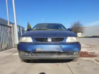 Vehicul casat SEAT IBIZA (6K1) 1.0 al anului 1999 alimentat 